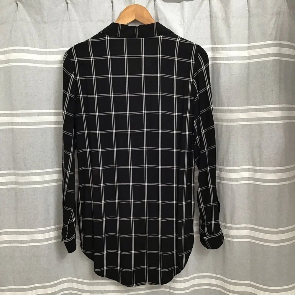 CALVIN KLEIN / Black & White Striped Long Sleeve Button Down Size XS